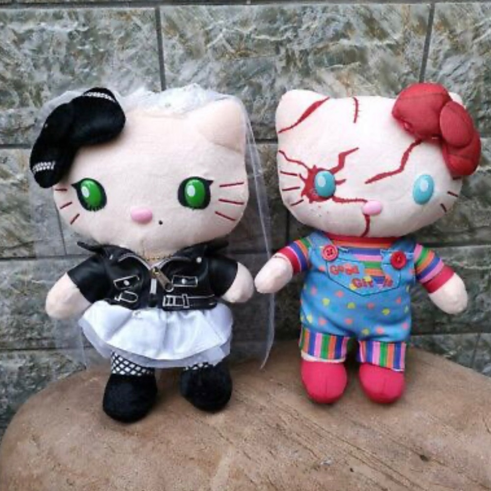 Chucky & Tiffany Hello Kitty Plush Dolls Holloween Horror